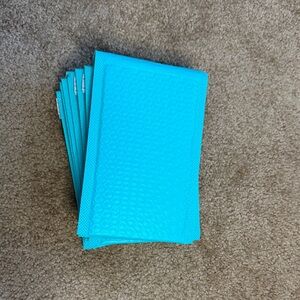 10 Teal Bubble Mailers